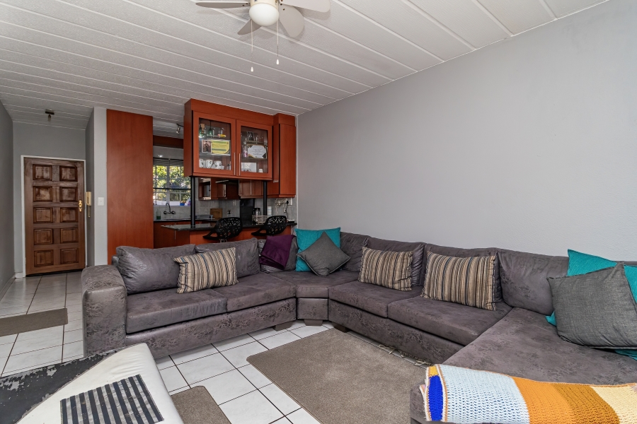 To Let 2 Bedroom Property for Rent in Eden Glen Gauteng