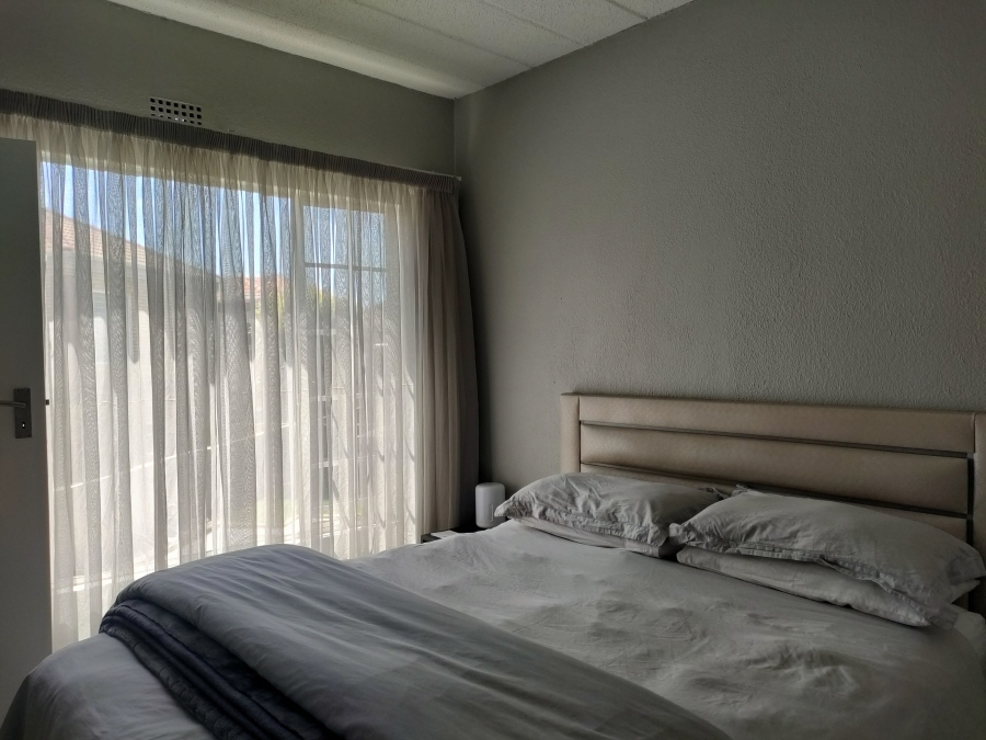 To Let 2 Bedroom Property for Rent in Eden Glen Gauteng
