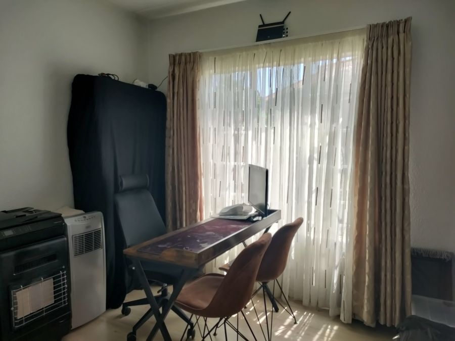 To Let 2 Bedroom Property for Rent in Eden Glen Gauteng