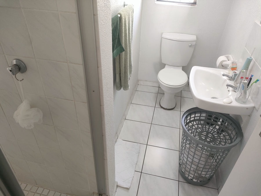 To Let 2 Bedroom Property for Rent in Eden Glen Gauteng