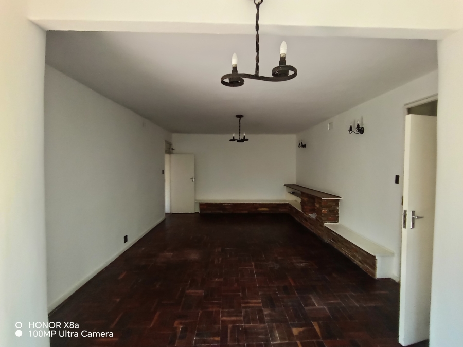 To Let 2 Bedroom Property for Rent in Primrose Hill Gauteng