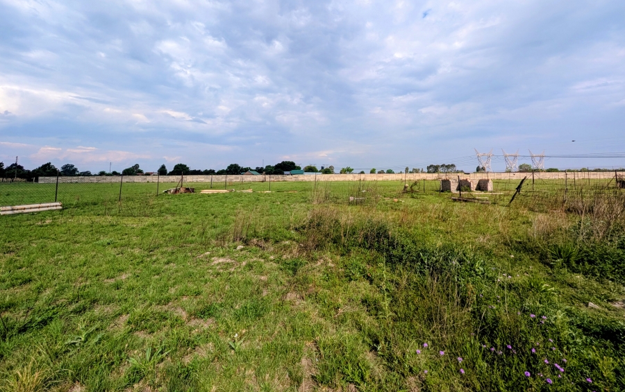 0 Bedroom Property for Sale in Boltonwold Gauteng