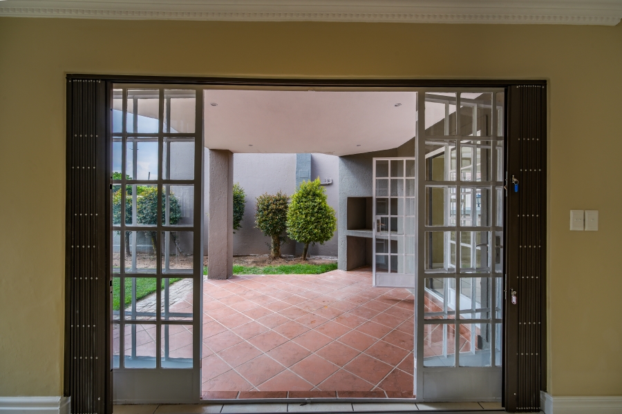 4 Bedroom Property for Sale in Equestria Gauteng