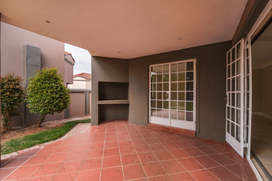 4 Bedroom Property for Sale in Equestria Gauteng