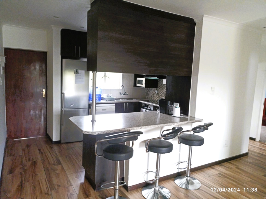 2 Bedroom Property for Sale in Sonneglans Gauteng