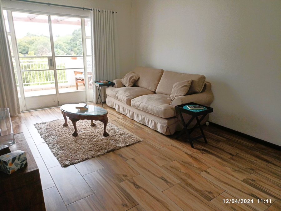 2 Bedroom Property for Sale in Sonneglans Gauteng