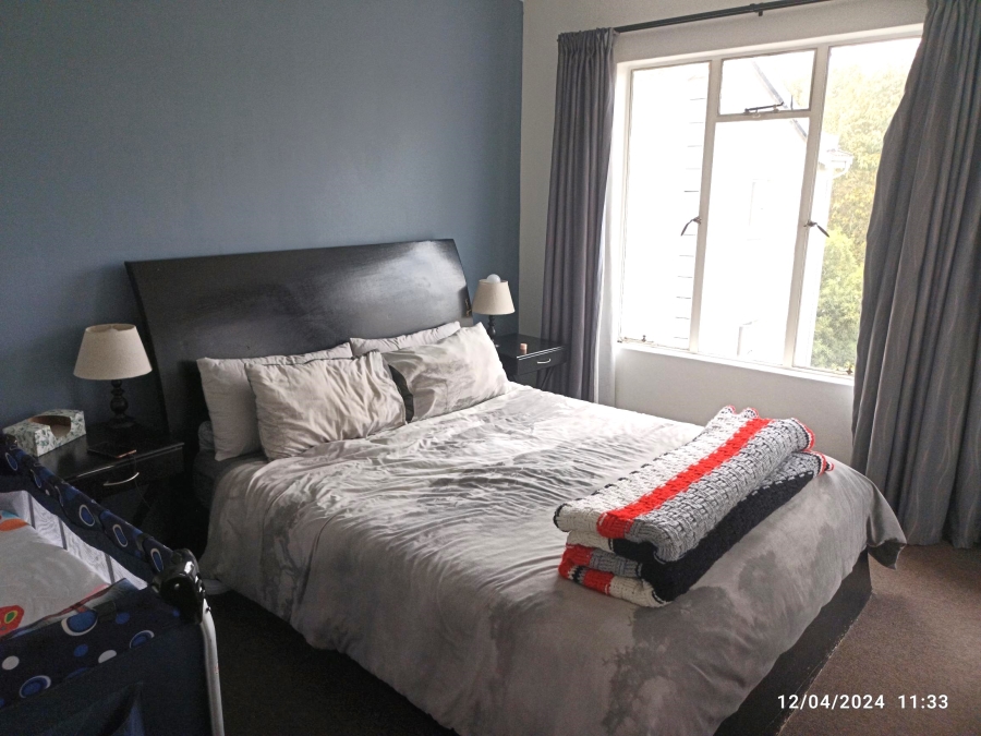 2 Bedroom Property for Sale in Sonneglans Gauteng