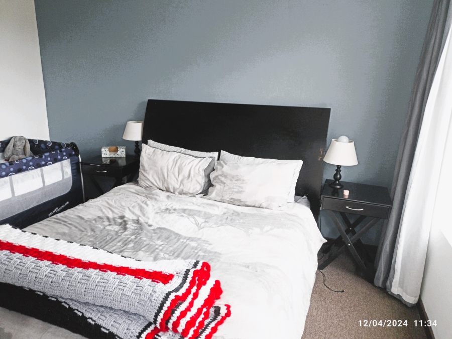 2 Bedroom Property for Sale in Sonneglans Gauteng