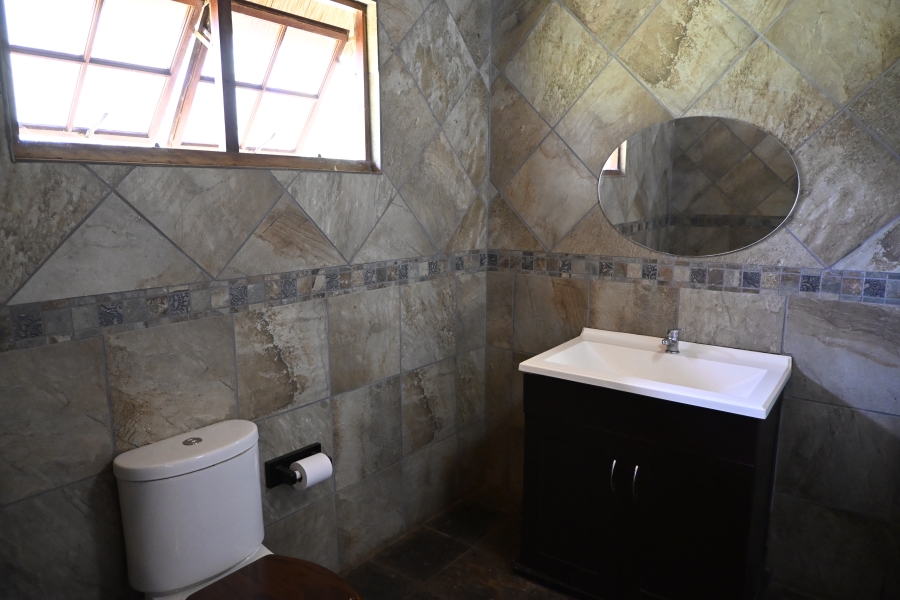 9 Bedroom Property for Sale in Kameeldrift East Gauteng