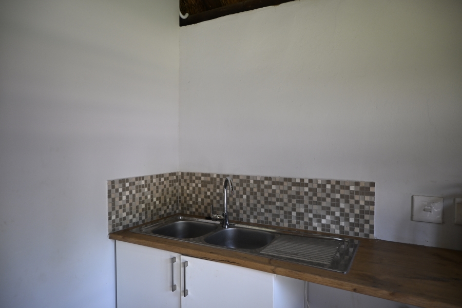 9 Bedroom Property for Sale in Kameeldrift East Gauteng