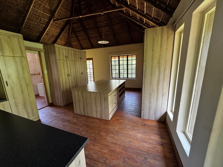 9 Bedroom Property for Sale in Kameeldrift East Gauteng