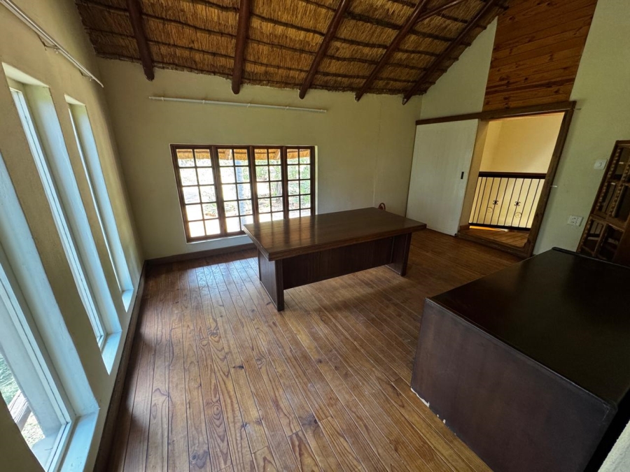 9 Bedroom Property for Sale in Kameeldrift East Gauteng