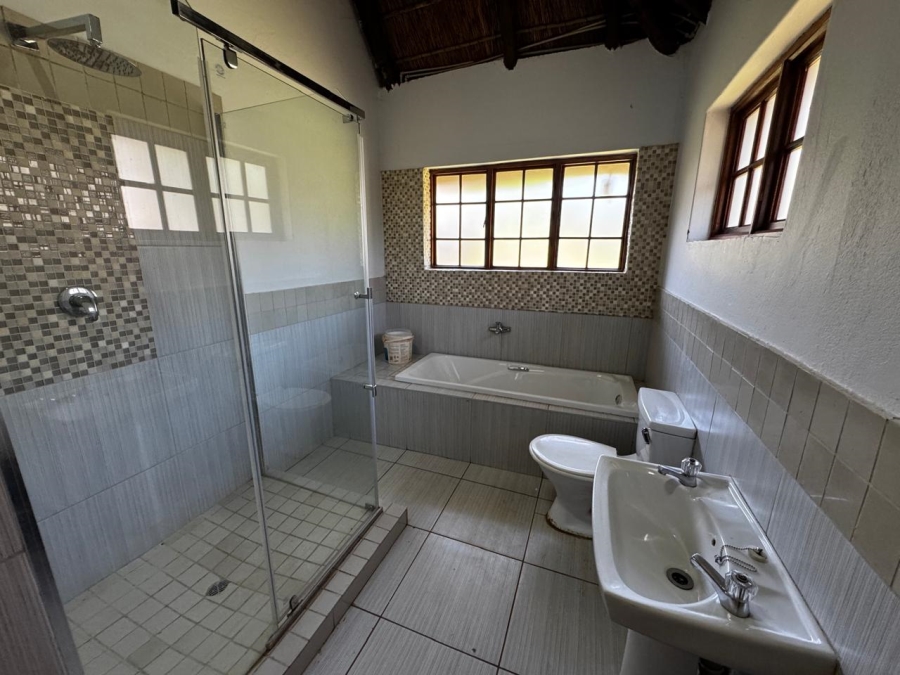 9 Bedroom Property for Sale in Kameeldrift East Gauteng