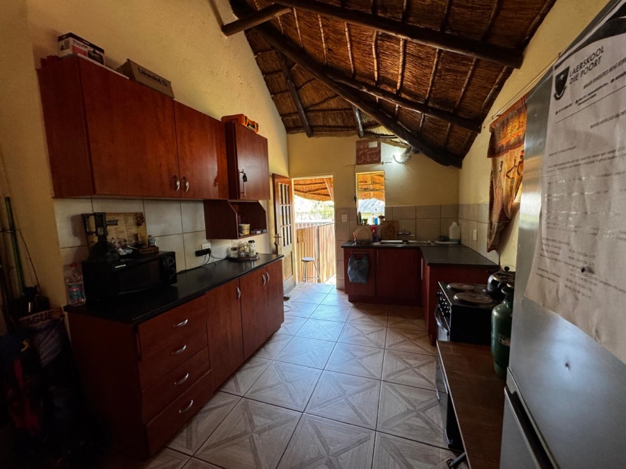 9 Bedroom Property for Sale in Kameeldrift East Gauteng