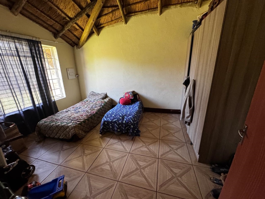 9 Bedroom Property for Sale in Kameeldrift East Gauteng