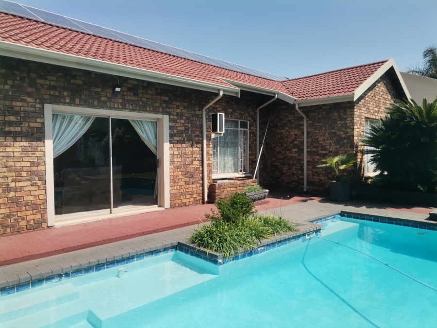 4 Bedroom Property for Sale in Vanderbijlpark SE Gauteng