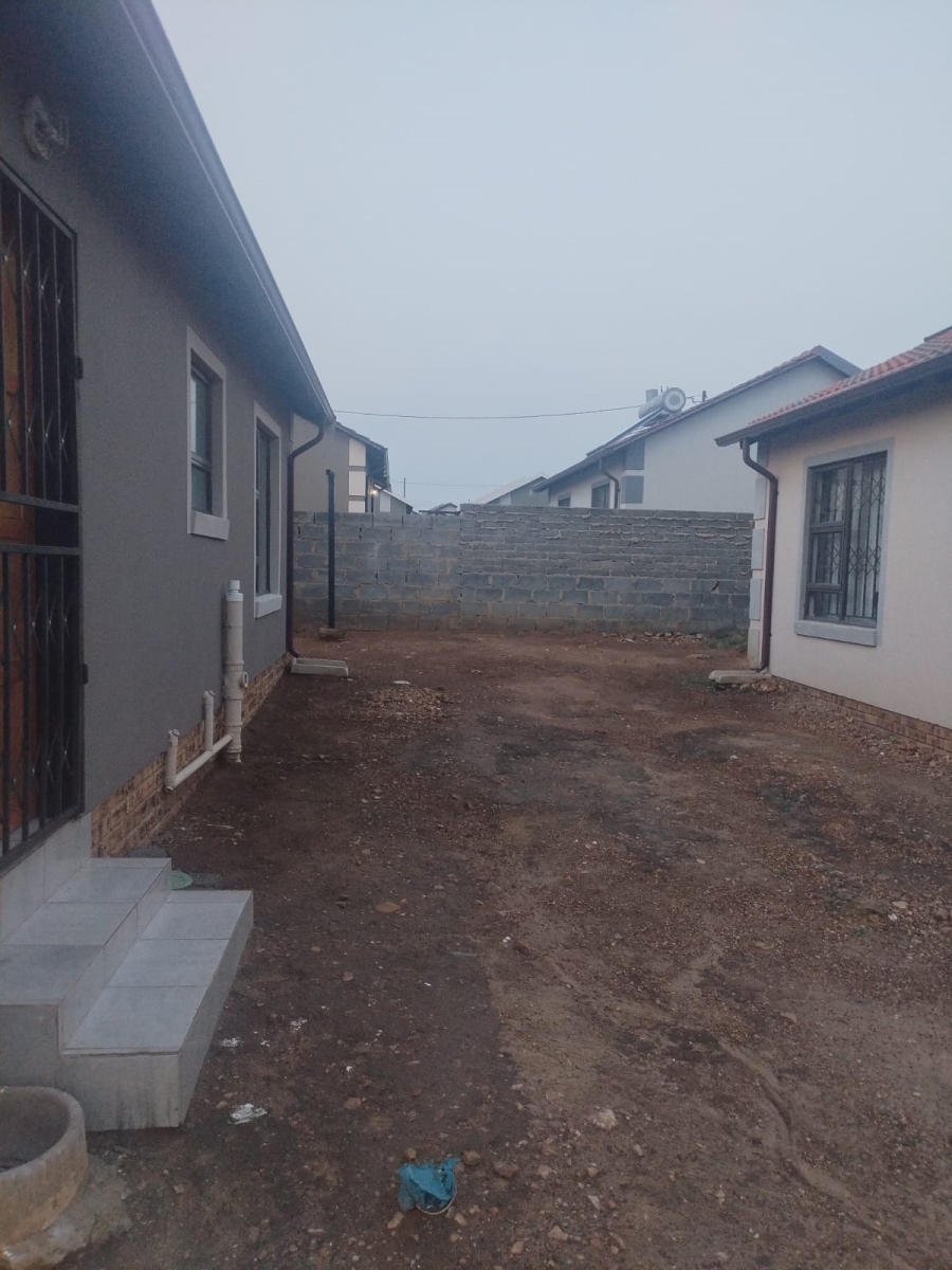2 Bedroom Property for Sale in Stretford Gauteng