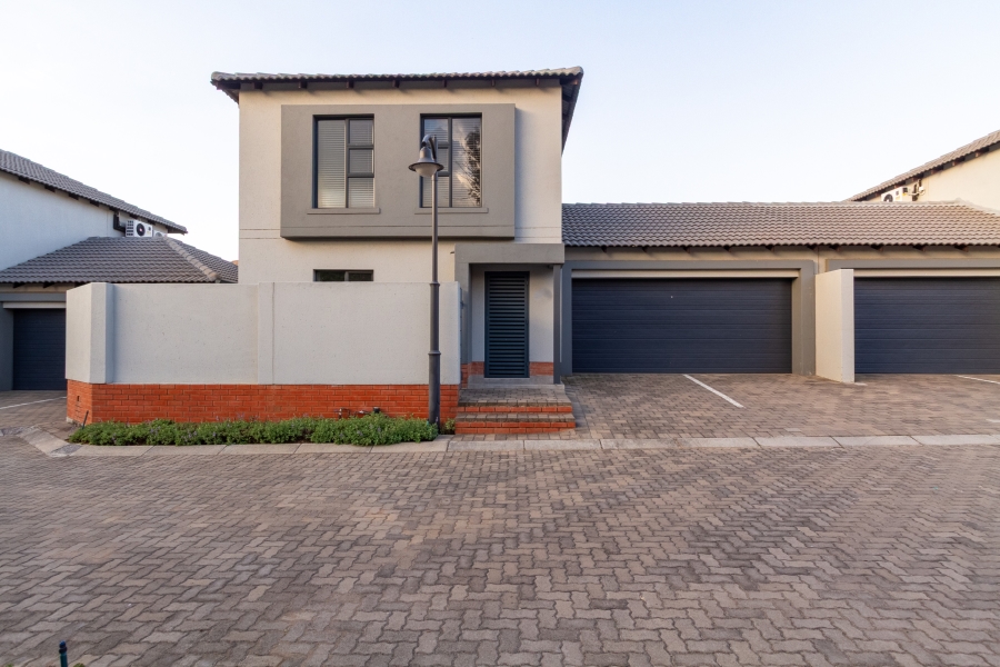 3 Bedroom Property for Sale in Equestria Gauteng