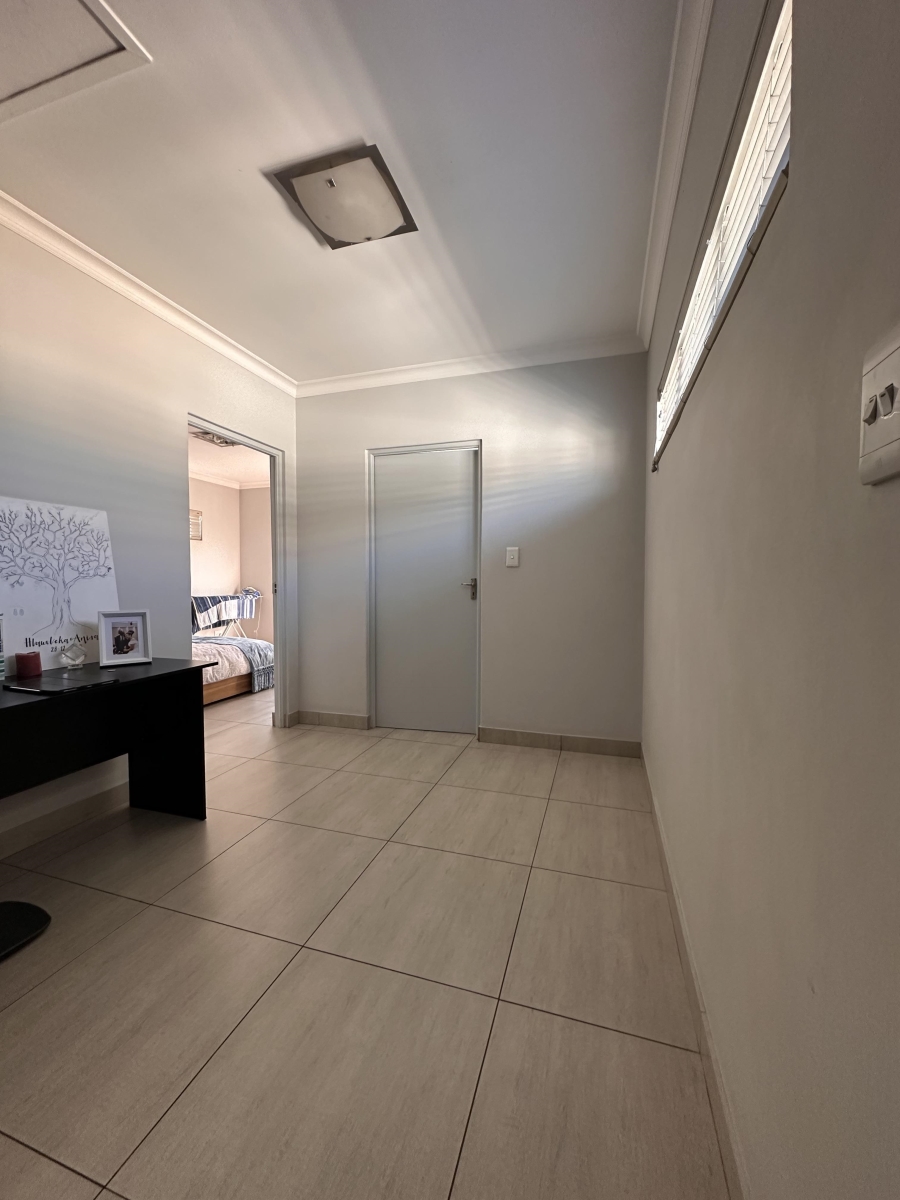 3 Bedroom Property for Sale in Thatchfield Ridge Gauteng