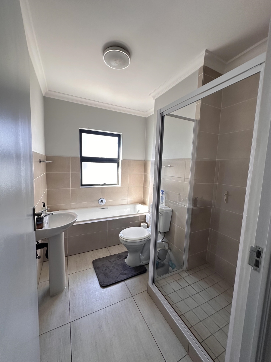 3 Bedroom Property for Sale in Thatchfield Ridge Gauteng