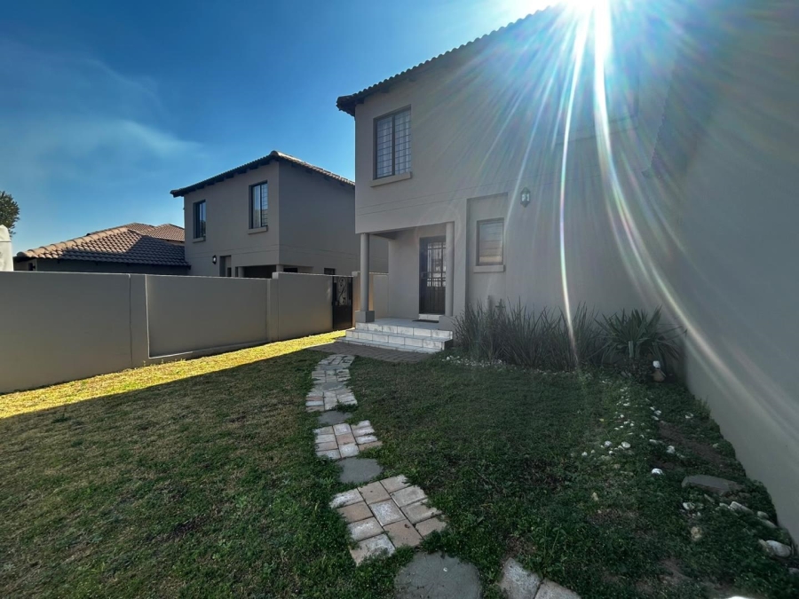 To Let 3 Bedroom Property for Rent in Brendavere Gauteng