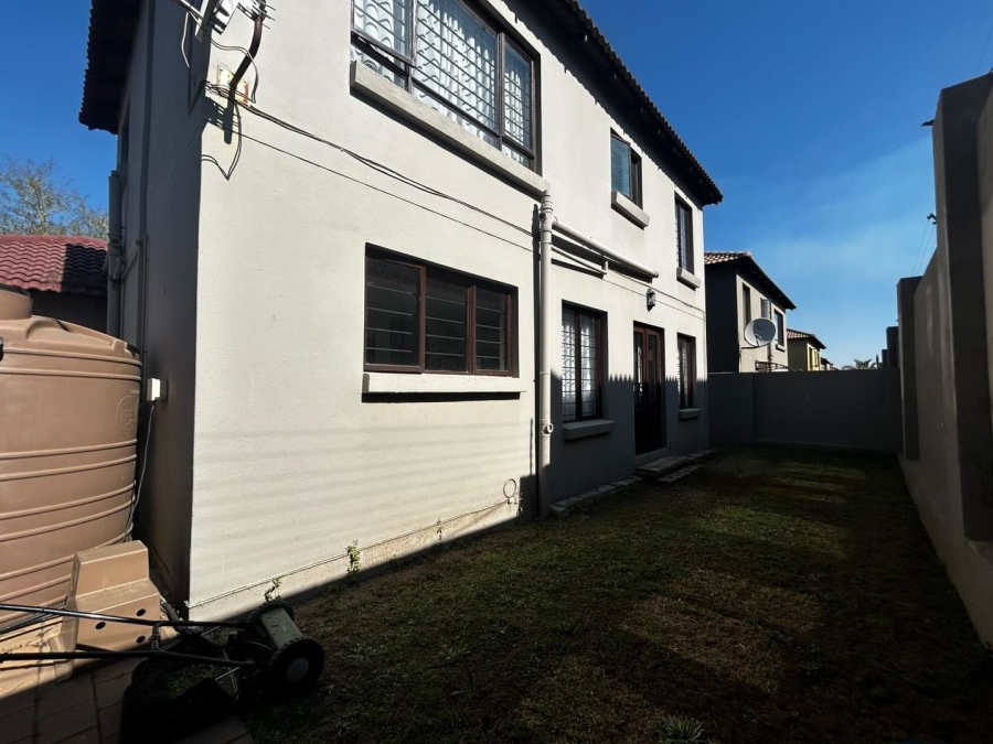 To Let 3 Bedroom Property for Rent in Brendavere Gauteng