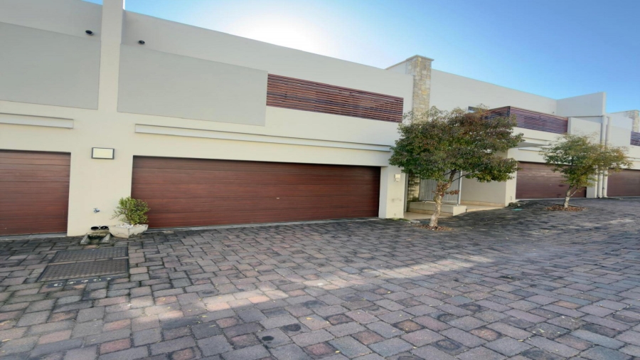 3 Bedroom Property for Sale in Illovo Gauteng