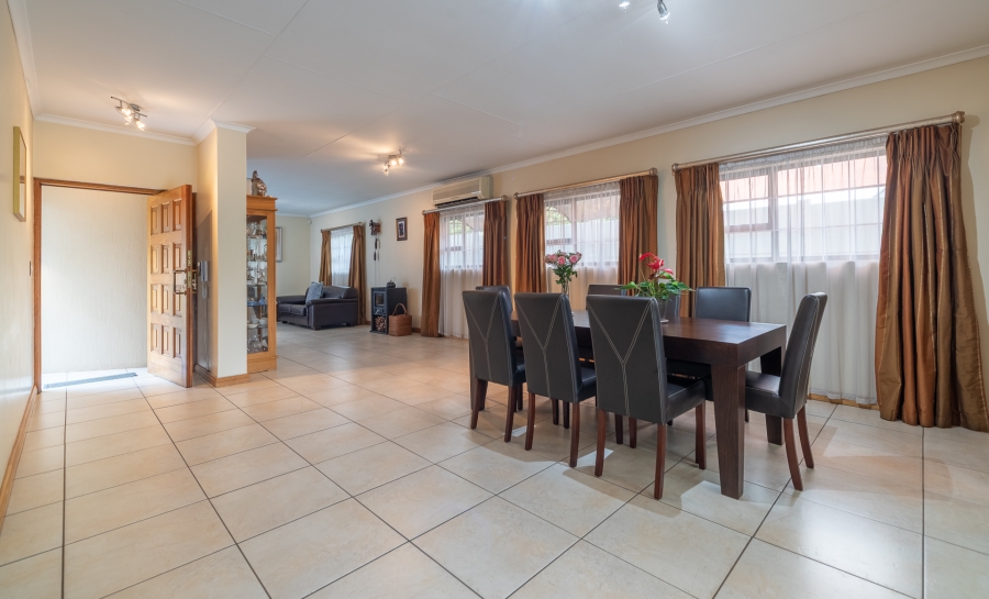 3 Bedroom Property for Sale in Sharonlea Gauteng