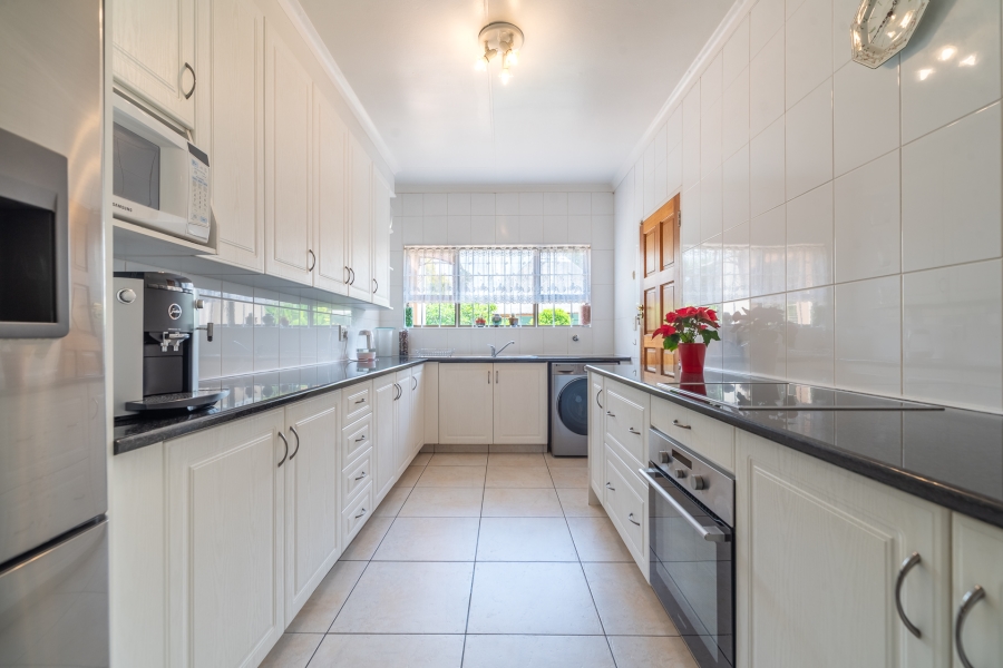 3 Bedroom Property for Sale in Sharonlea Gauteng