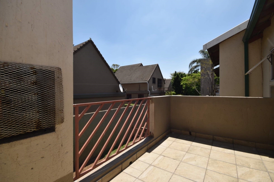2 Bedroom Property for Sale in Bromhof Gauteng