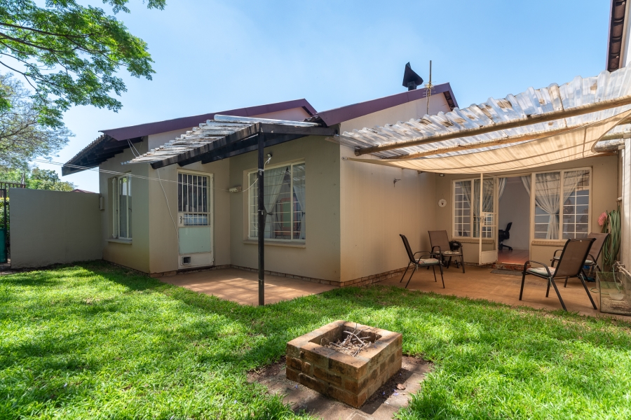 2 Bedroom Property for Sale in Sundowner Gauteng