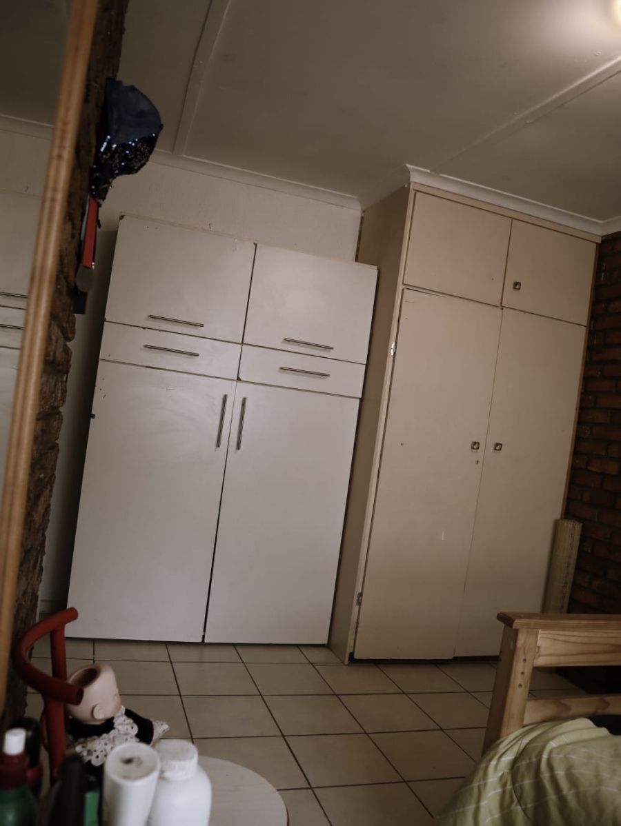 3 Bedroom Property for Sale in Townsview Gauteng