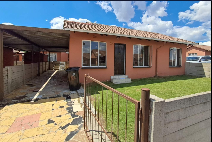3 Bedroom Property for Sale in Ormonde Gauteng