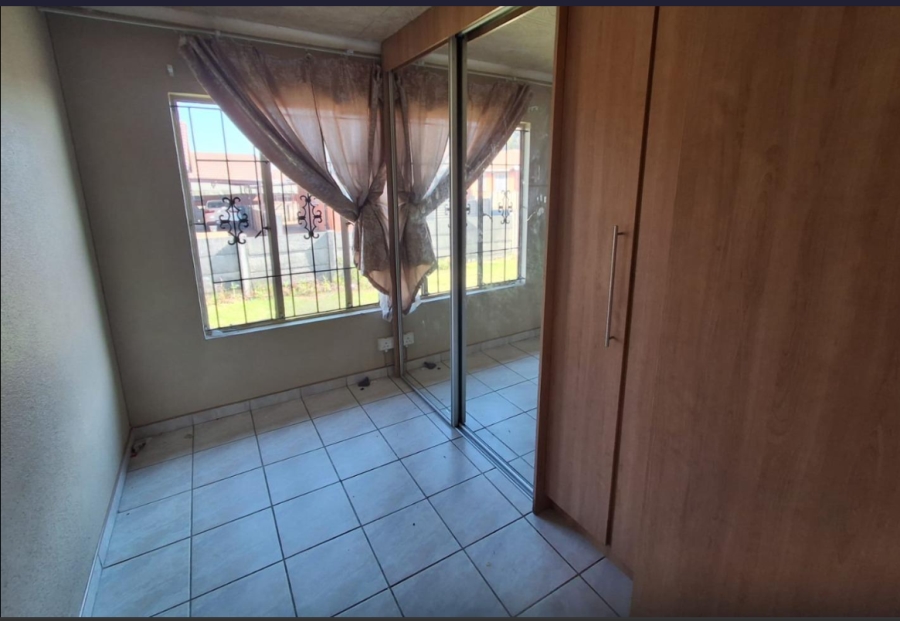 3 Bedroom Property for Sale in Ormonde Gauteng