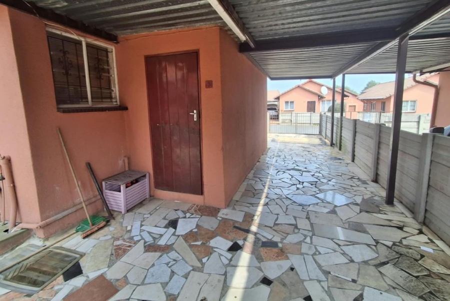 3 Bedroom Property for Sale in Ormonde Gauteng
