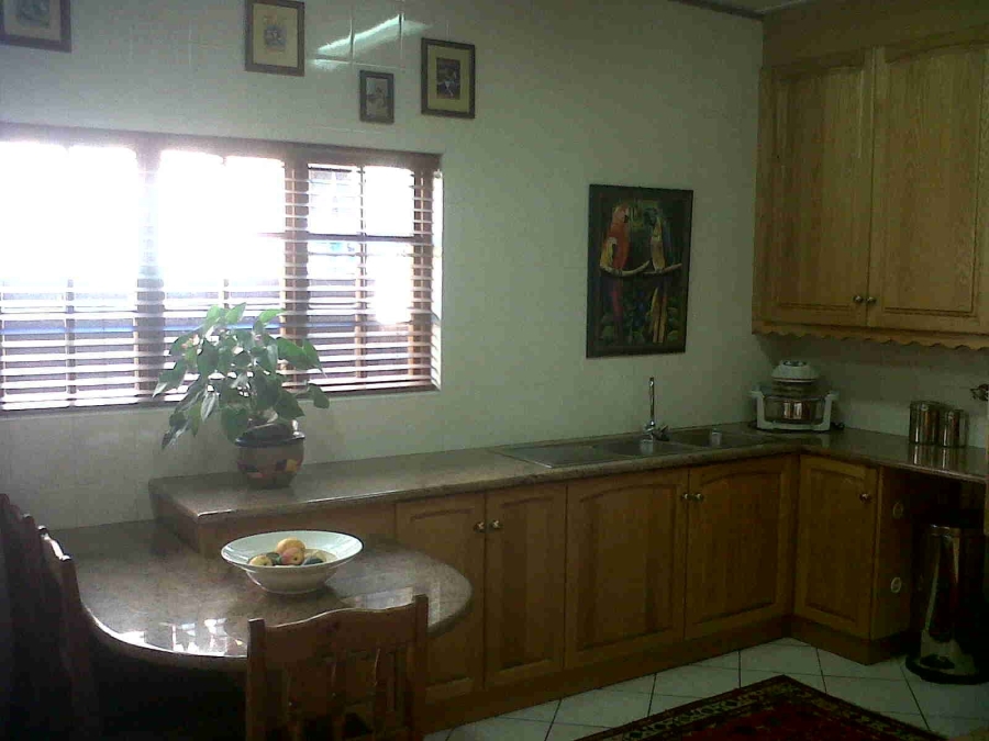 To Let 3 Bedroom Property for Rent in Lambton Gauteng