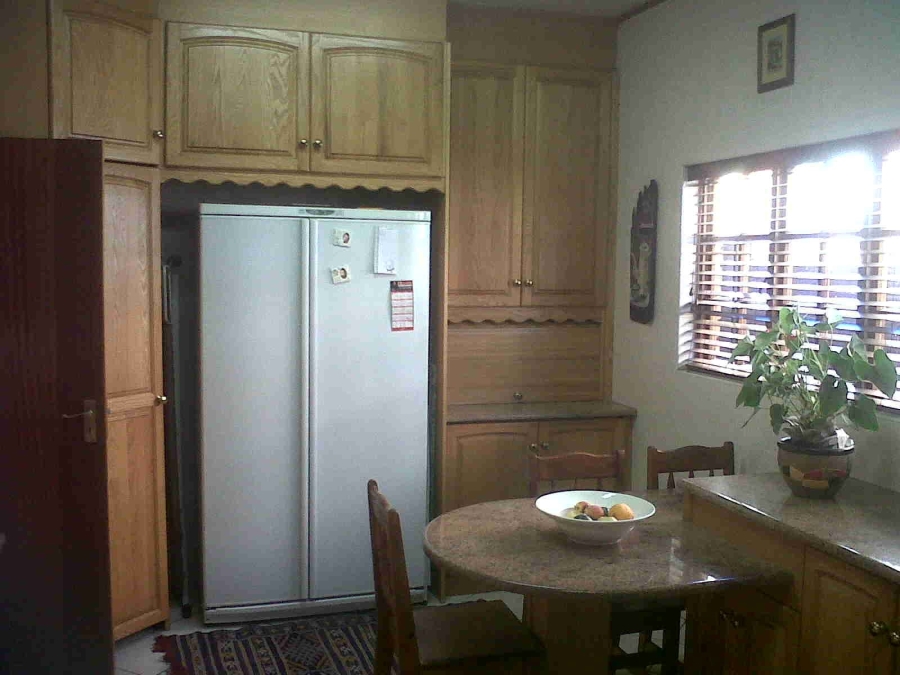 To Let 3 Bedroom Property for Rent in Lambton Gauteng