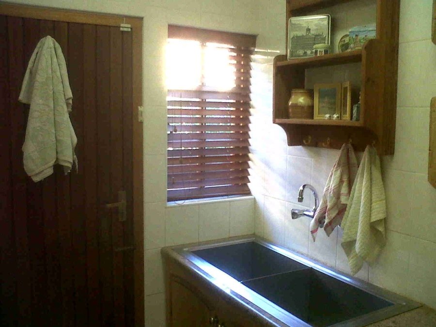 To Let 3 Bedroom Property for Rent in Lambton Gauteng