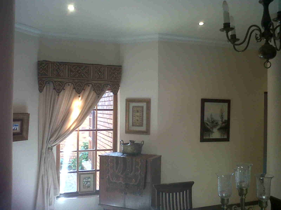 To Let 3 Bedroom Property for Rent in Lambton Gauteng