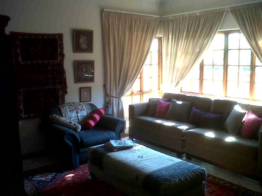 To Let 3 Bedroom Property for Rent in Lambton Gauteng