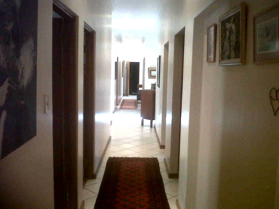 To Let 3 Bedroom Property for Rent in Lambton Gauteng