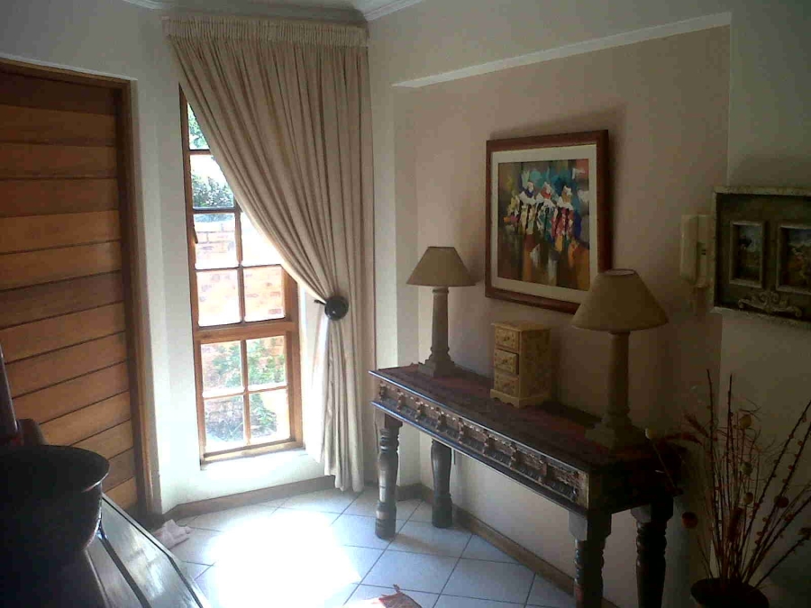 To Let 3 Bedroom Property for Rent in Lambton Gauteng