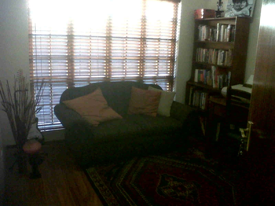 To Let 3 Bedroom Property for Rent in Lambton Gauteng