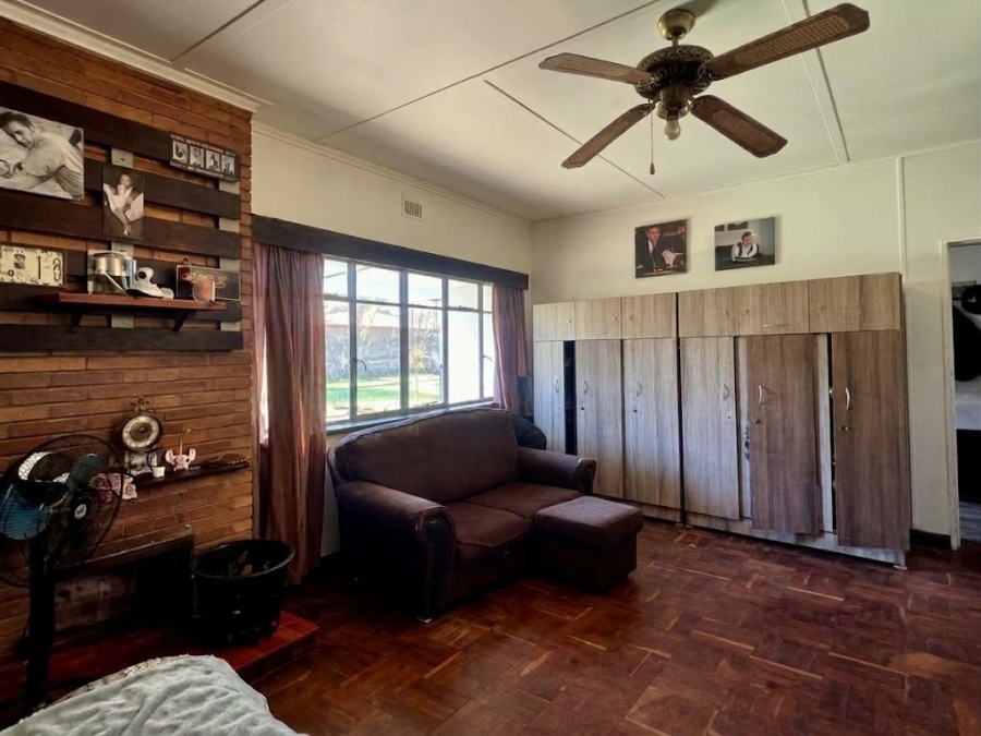 3 Bedroom Property for Sale in Vanderbijlpark Cw 6 Gauteng