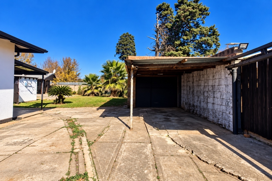3 Bedroom Property for Sale in Vanderbijlpark Cw 6 Gauteng