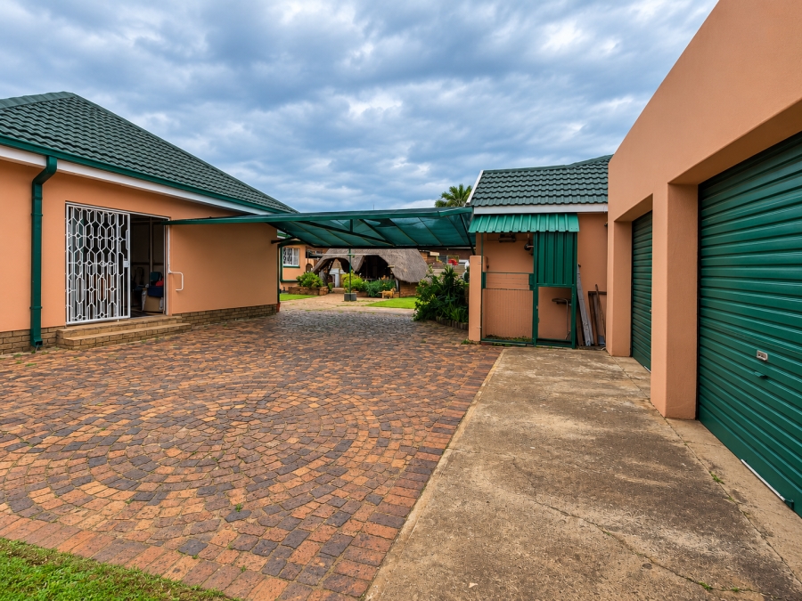3 Bedroom Property for Sale in Sonland Park Gauteng