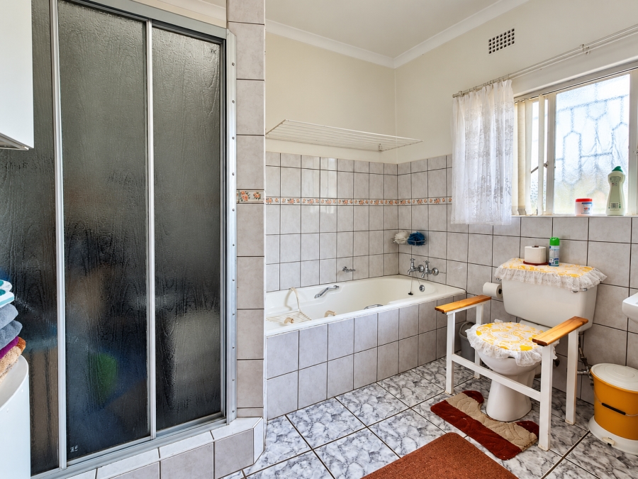 3 Bedroom Property for Sale in Sonland Park Gauteng