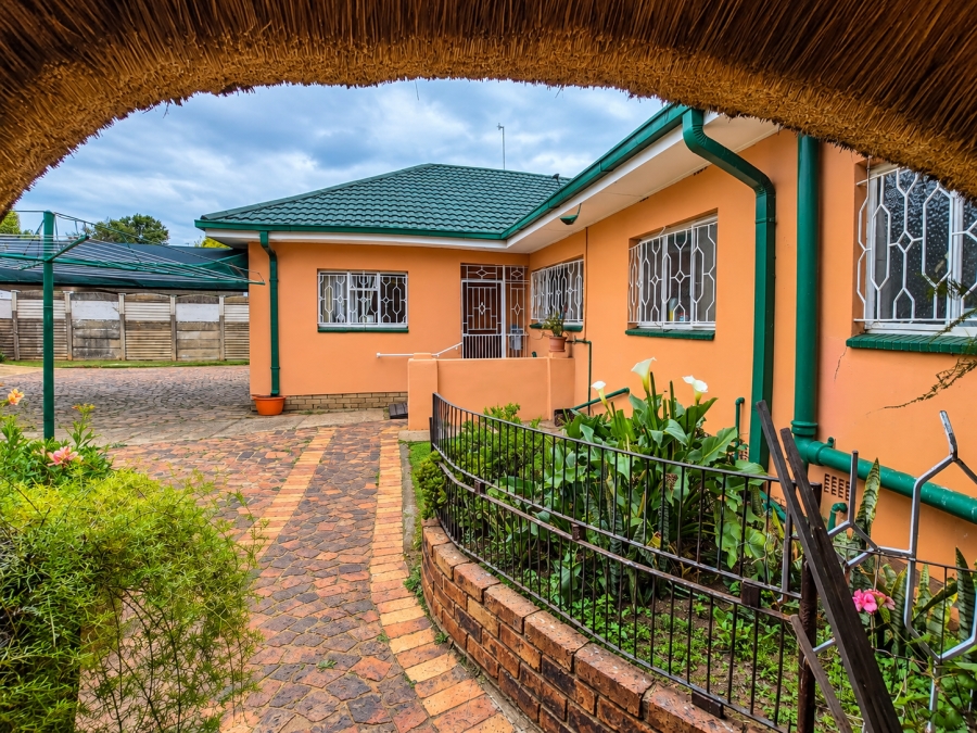 3 Bedroom Property for Sale in Sonland Park Gauteng