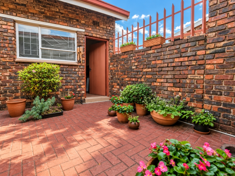 2 Bedroom Property for Sale in Three Rivers Gauteng