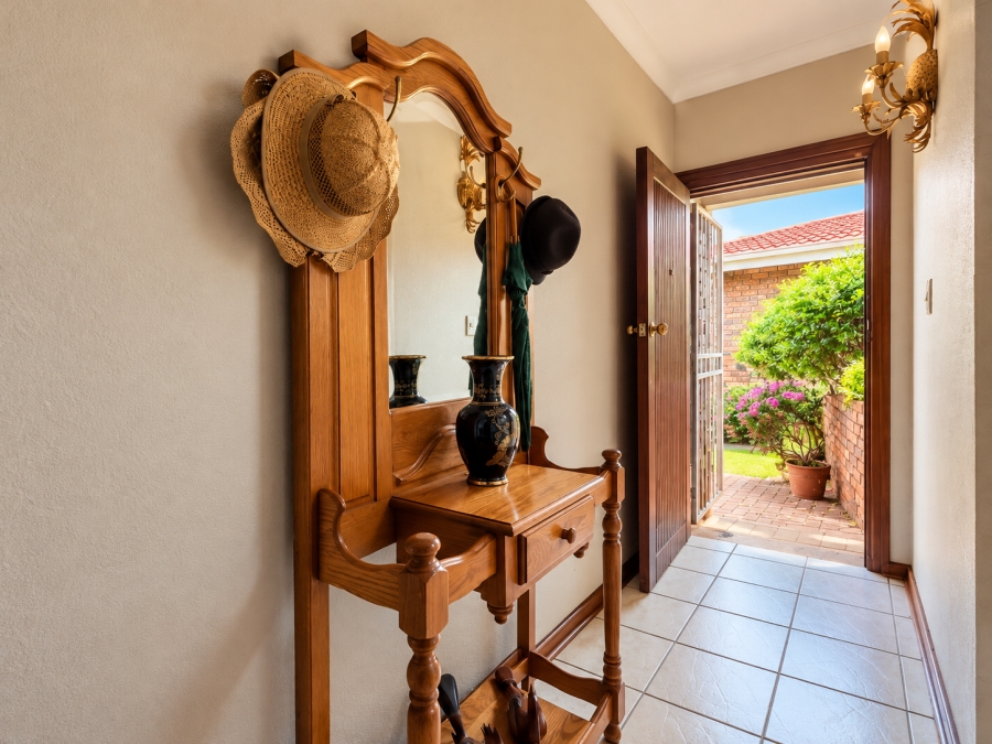 2 Bedroom Property for Sale in Three Rivers Gauteng